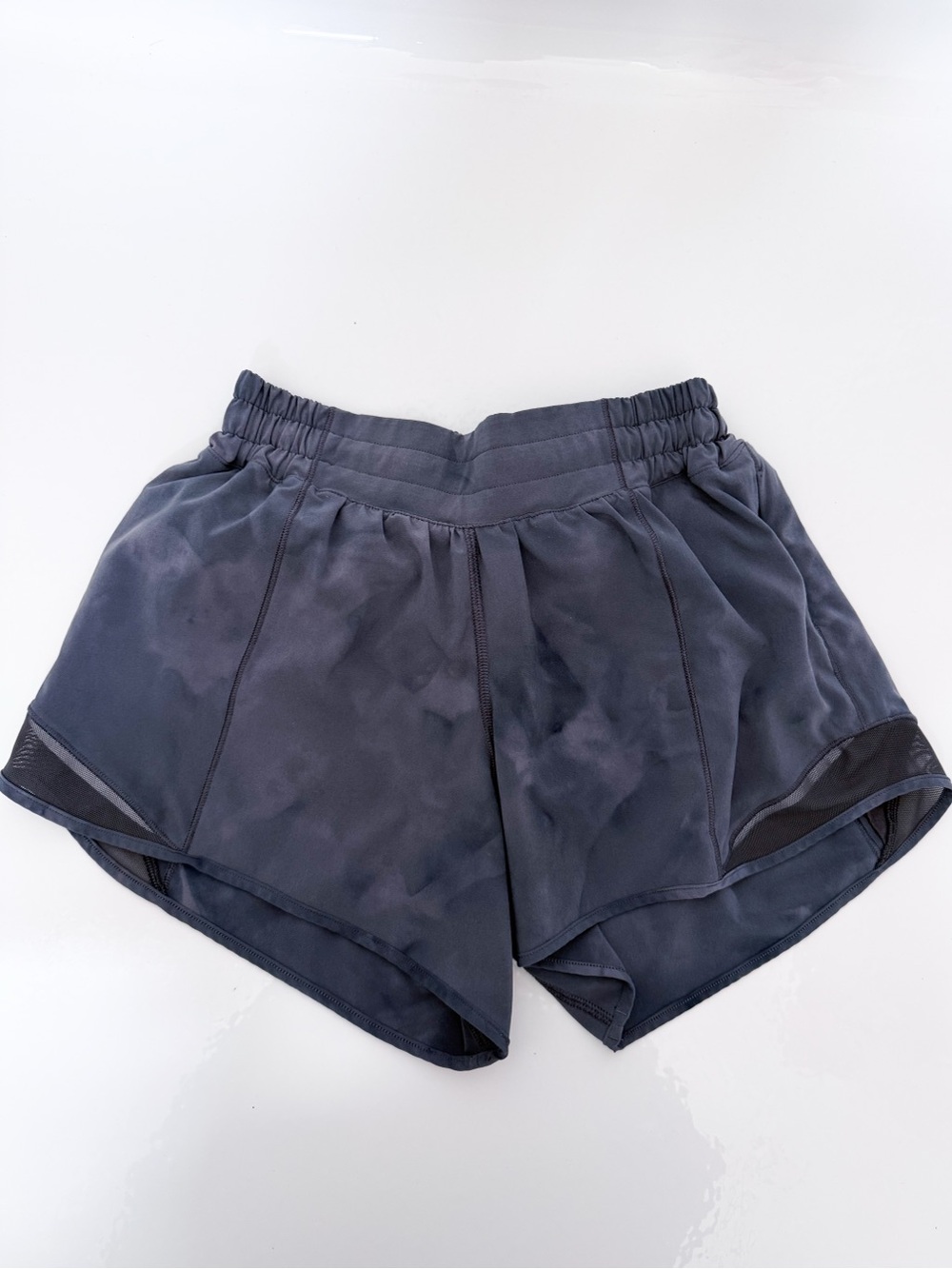 Lululemon Hotty Hot Style Running Shorts Size 4 Charcoal Blue Lightweight